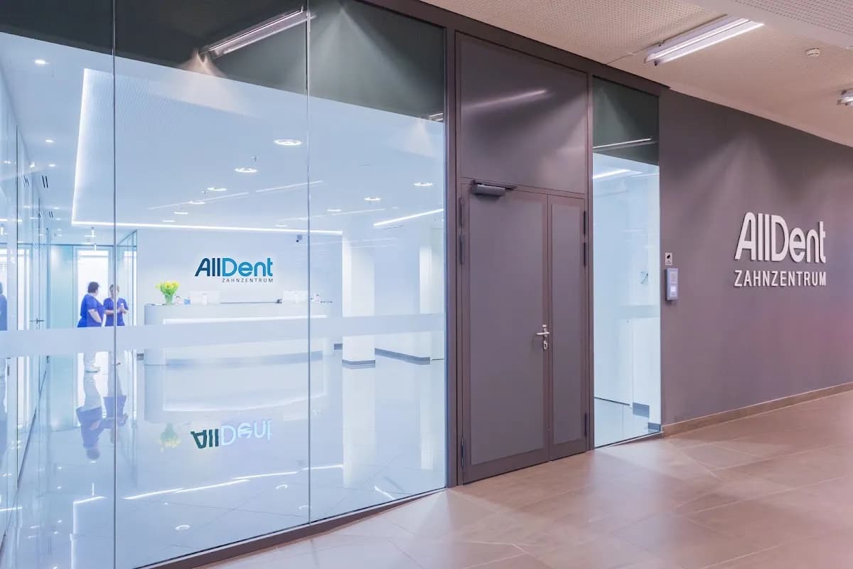 AllDent Zahnzentrum München Ost — Foto aus dem Google-Eintrag der Praxis