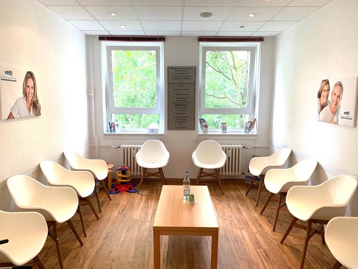 DentsPro Lichtenberg — Foto aus dem Google-Eintrag der Praxis