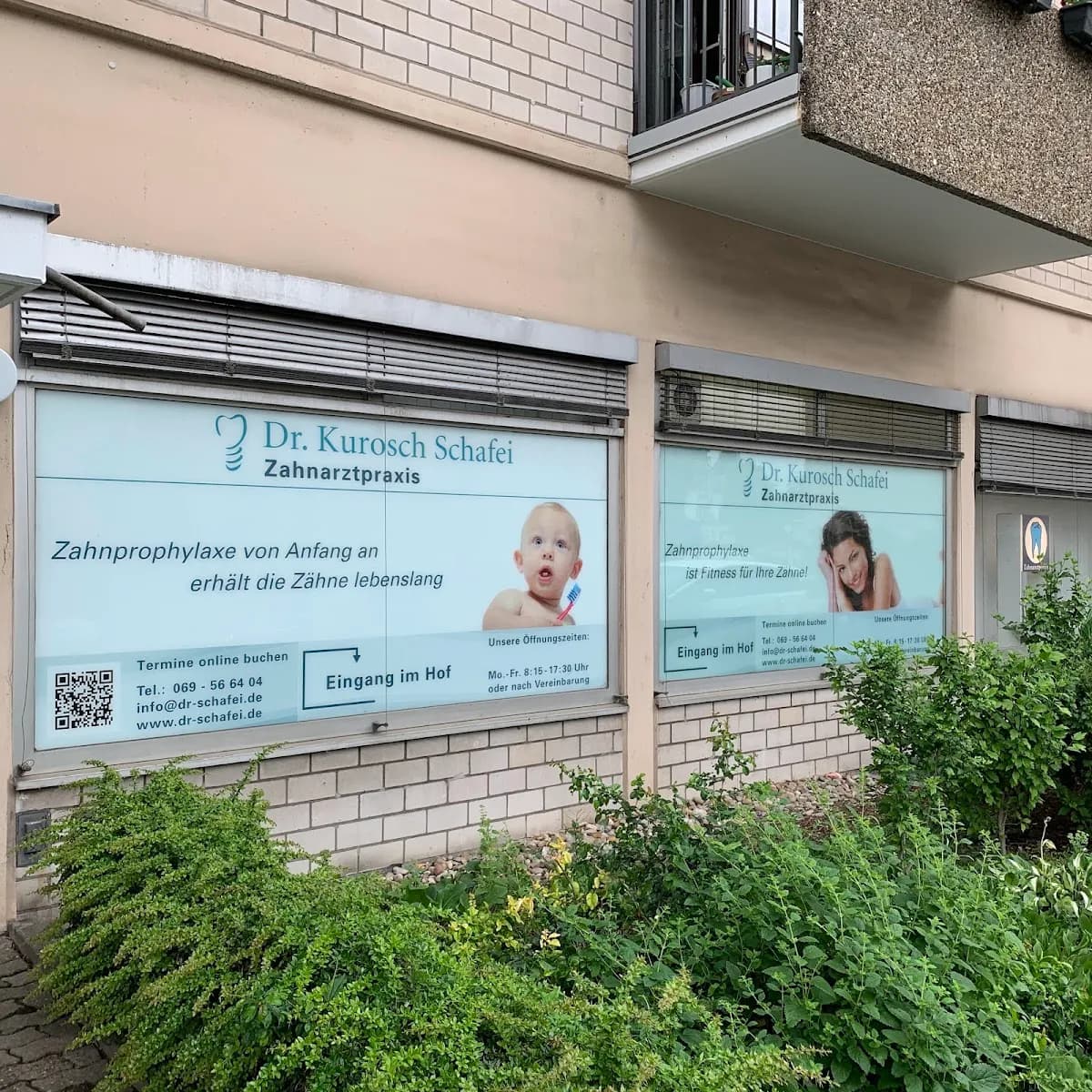 Dr. med. dent. Kurosch Schafei, Dr Smile — Foto aus dem Google-Eintrag der Praxis
