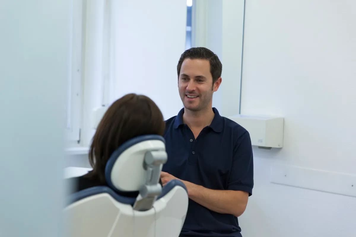 Dr. med. dent. Matthias Heiligensetzer — Foto aus dem Google-Eintrag der Praxis