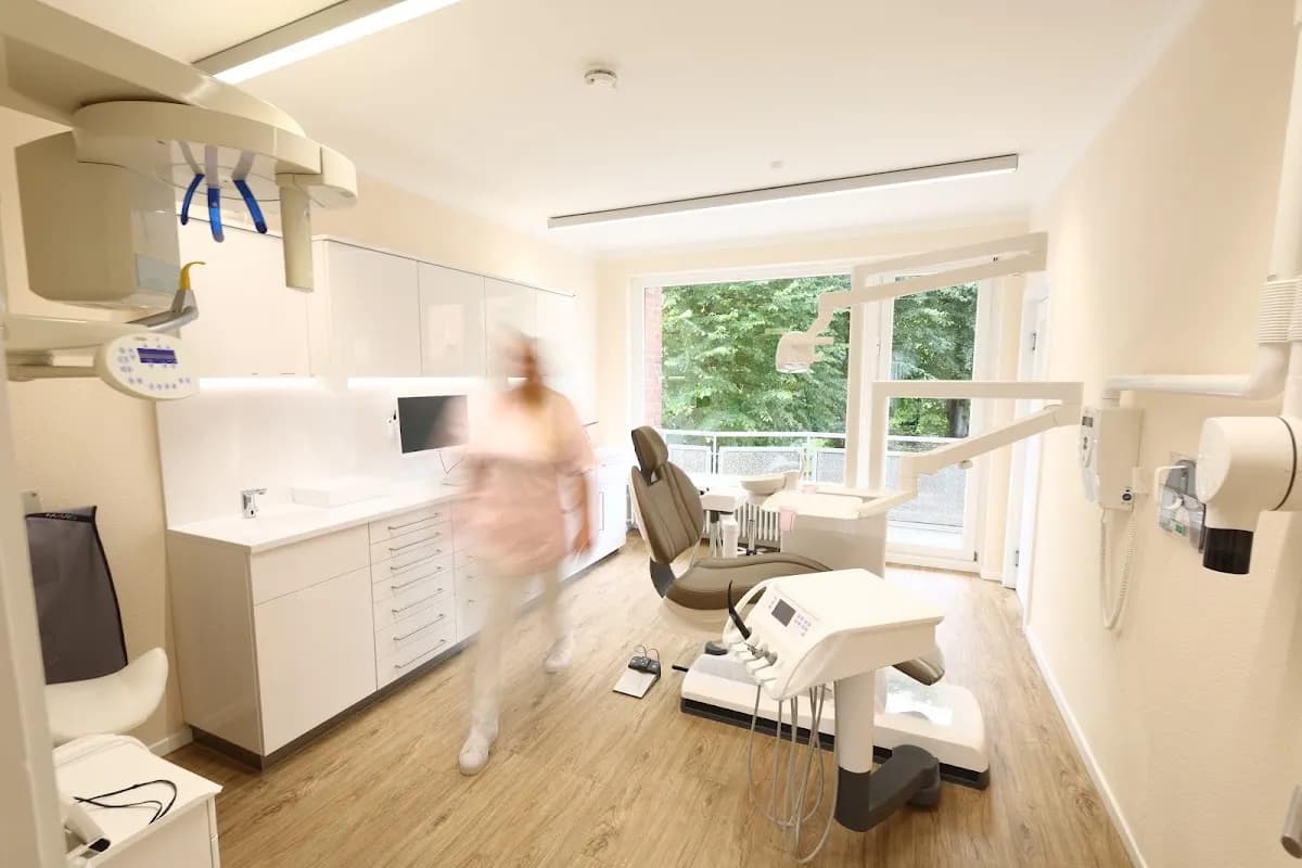 Dr. Nina Asseln | Zahnärztin — Foto aus dem Google-Eintrag der Praxis