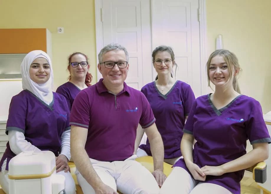 Herr Dr. Ronald Heinze — Foto aus dem Google-Eintrag der Praxis
