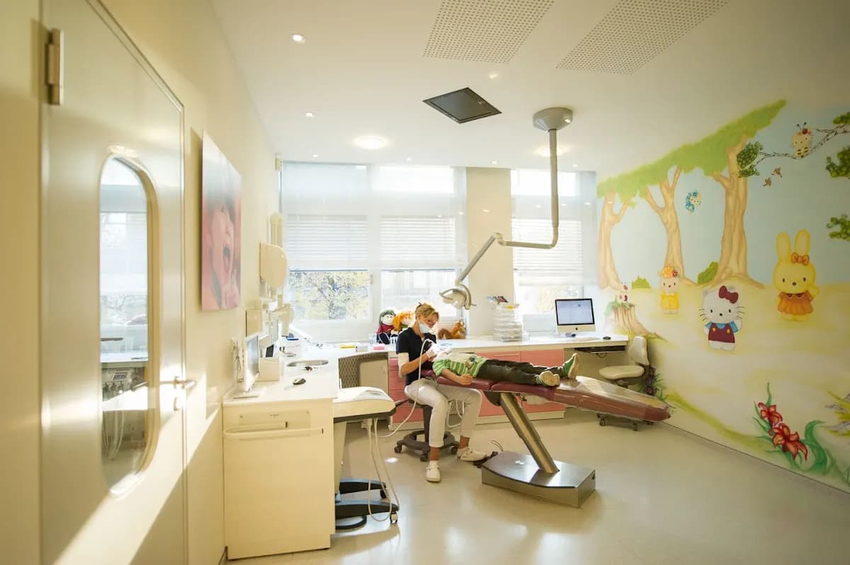 Kinder+Zahnarzt Kinderzahnarzt Berlin — Foto aus dem Google-Eintrag der Praxis