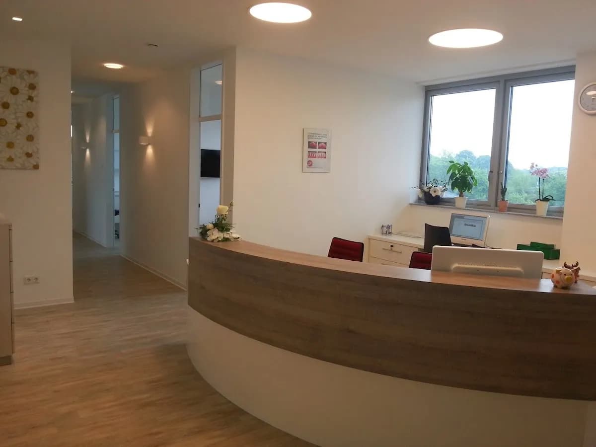 Simone Barbara Hackel Zahnärztin — Foto aus dem Google-Eintrag der Praxis