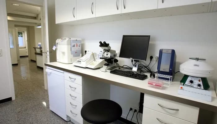 Tierarztpraxis im Gutshof — Foto aus dem Google-Eintrag der Praxis
