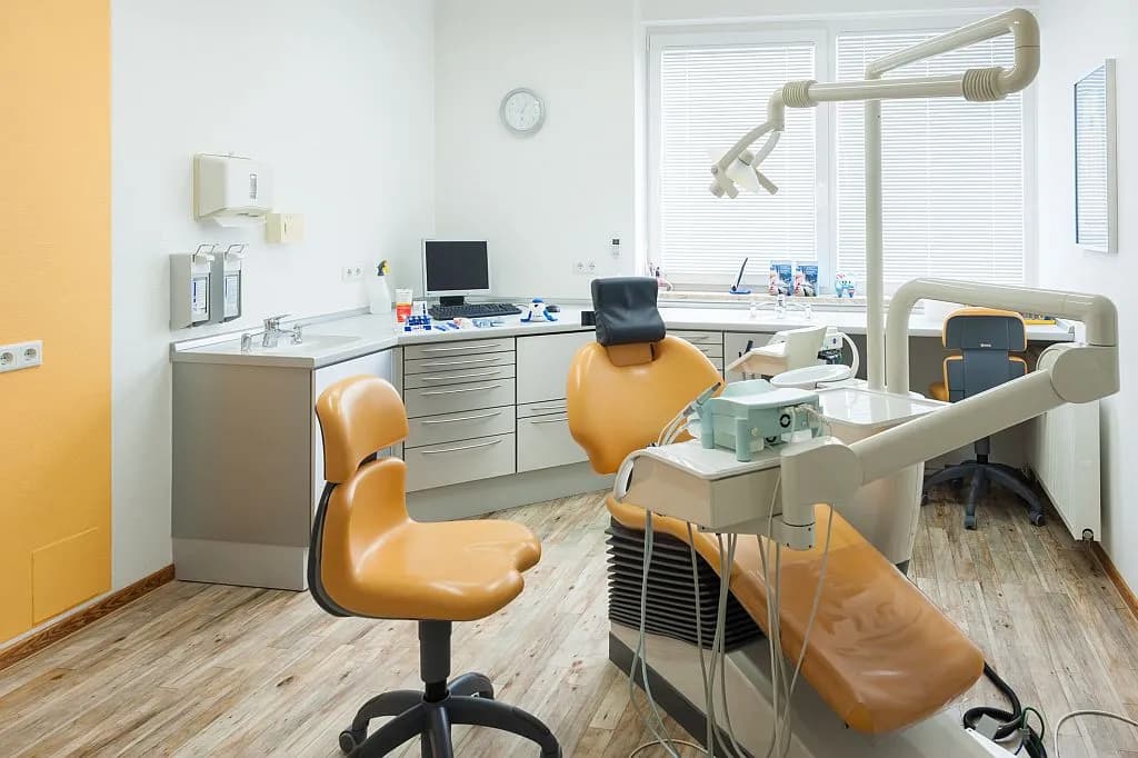 ZAHNÄRZTIN - Dr. Uta von Bröckel — Foto aus dem Google-Eintrag der Praxis