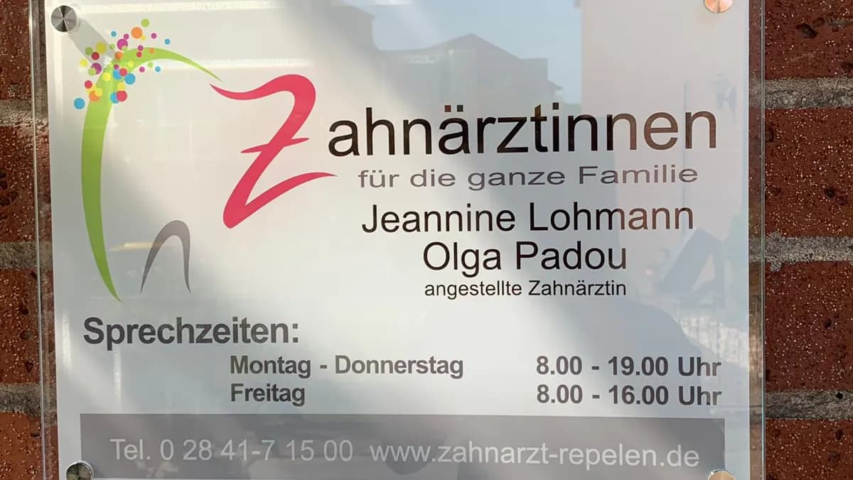 Zahnärztin Jeannine Lohmann — Foto aus dem Google-Eintrag der Praxis
