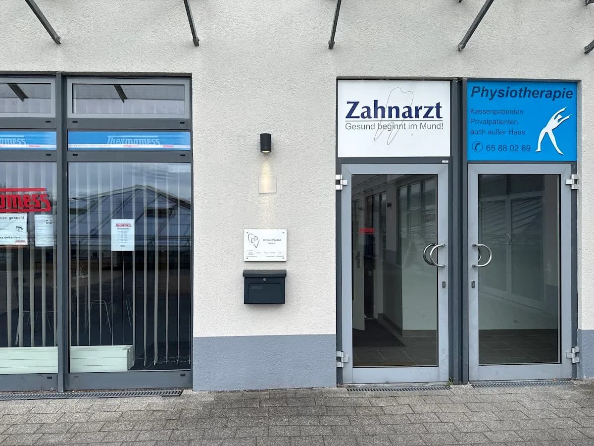 Zahnarztpraxis Dr. Evan Powilleit — Foto aus dem Google-Eintrag der Praxis