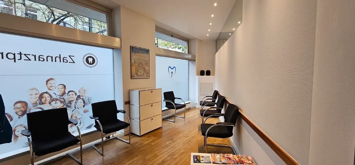 Zahnarztpraxis M2Dent Düsseldorf — Foto aus dem Google-Eintrag der Praxis