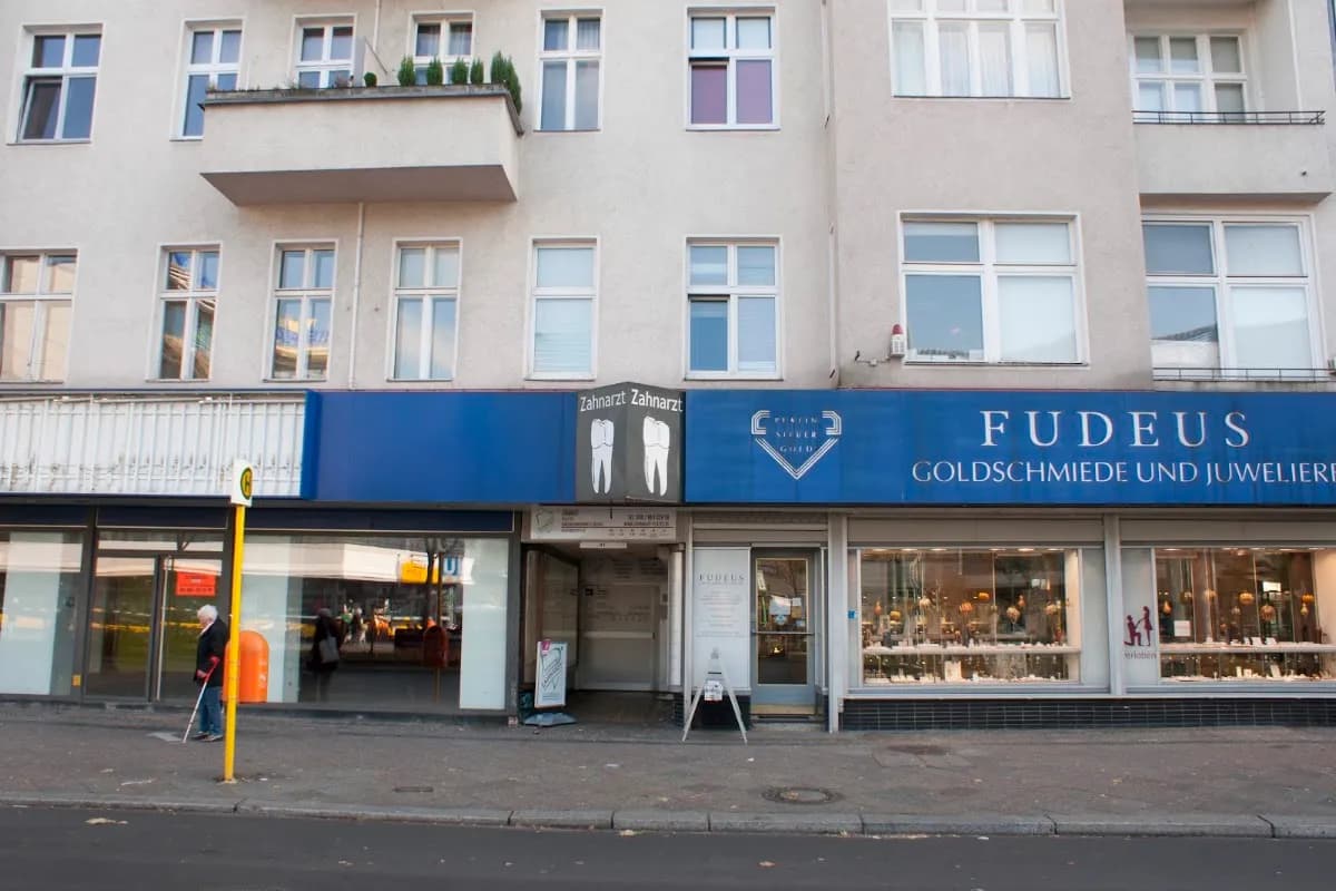 Zahnarztpraxis Platto Berlin — Foto aus dem Google-Eintrag der Praxis