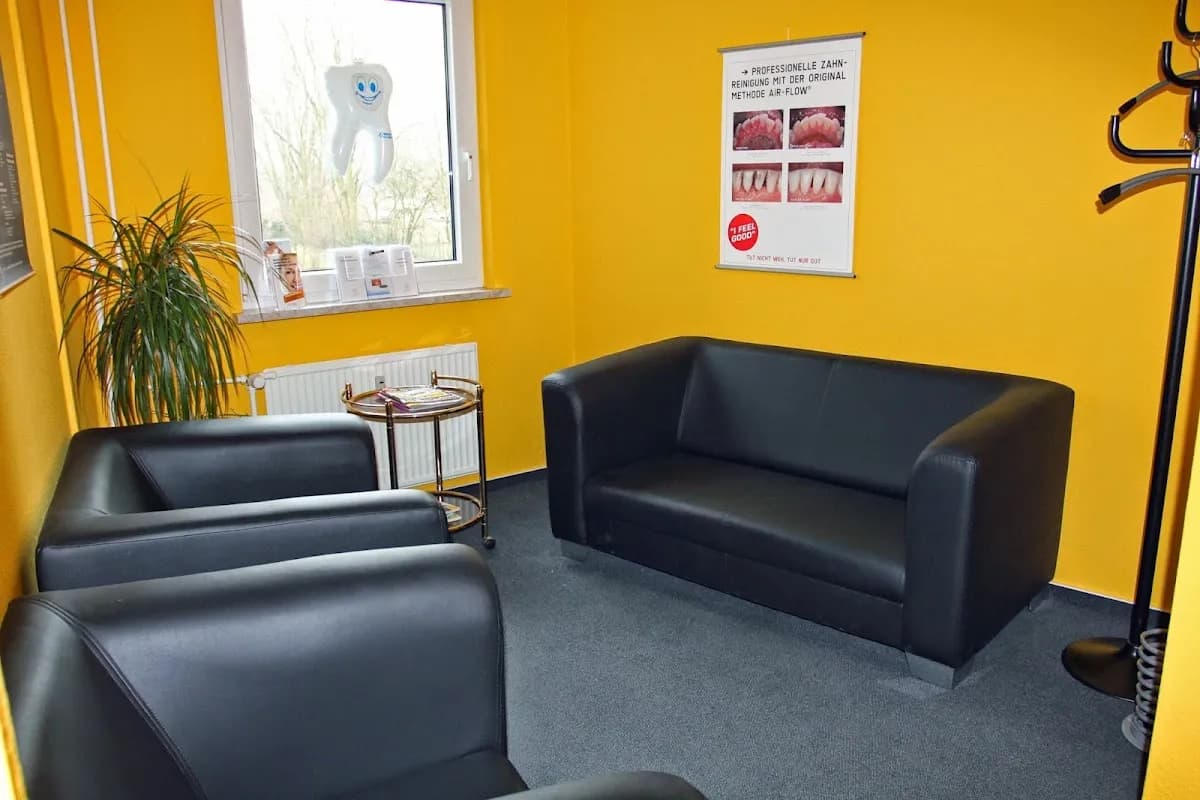Zahnarztpraxis Thorsten Koker — Foto aus dem Google-Eintrag der Praxis