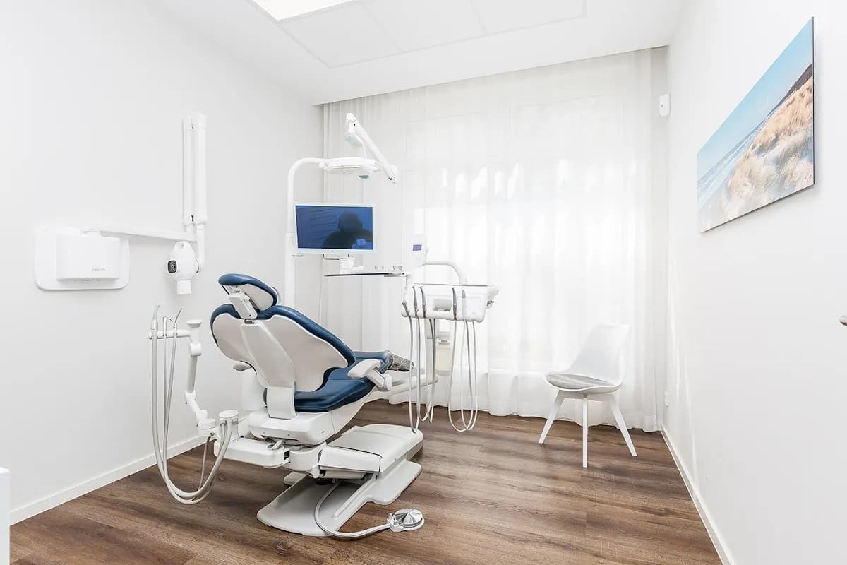 Zahnmedizin Nordend, Dr. Julia Bochen — Foto aus dem Google-Eintrag der Praxis