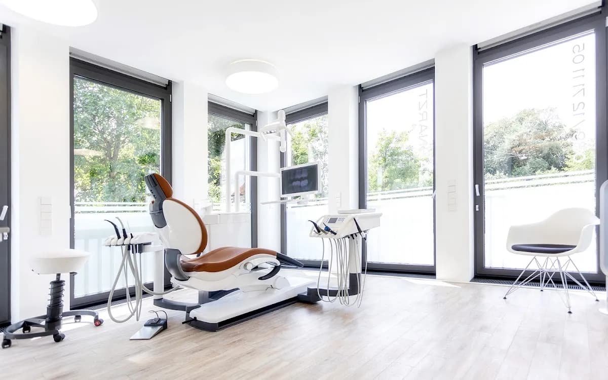 Zahnmedizin-Nymphenburg — Foto aus dem Google-Eintrag der Praxis