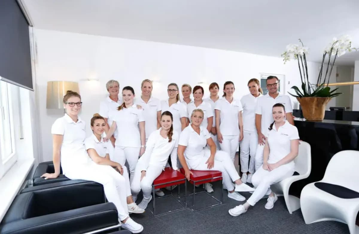 Abel & Karrenbauer Zahnärzte Saarbrücken — Foto aus dem Google-Eintrag der Praxis