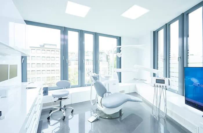 AllDent Zahnzentrum Berlin — Foto aus dem Google-Eintrag der Praxis