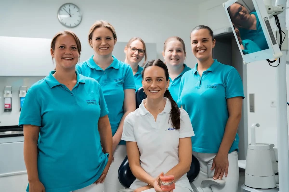 Apollonia Praxisklinik | Zahnarzt Düsseldorf — Foto aus dem Google-Eintrag der Praxis
