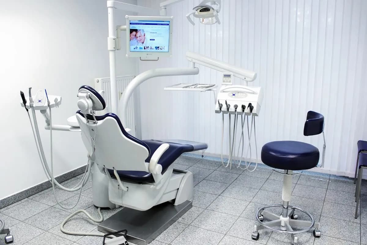Apollonia Praxisklinik | Zahnarzt Düsseldorf — Foto aus dem Google-Eintrag der Praxis