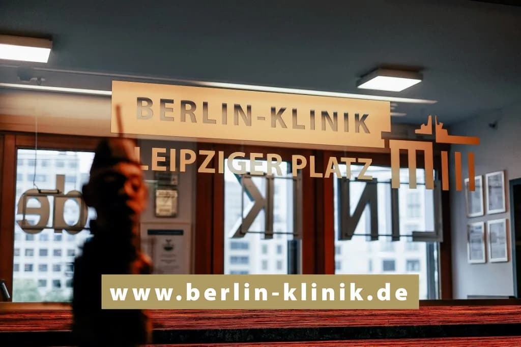 Berlin-Klinik Medizinmanagement Implantate & Vollnarkose Zahnbehandlung — Foto aus dem Google-Eintrag der Praxis