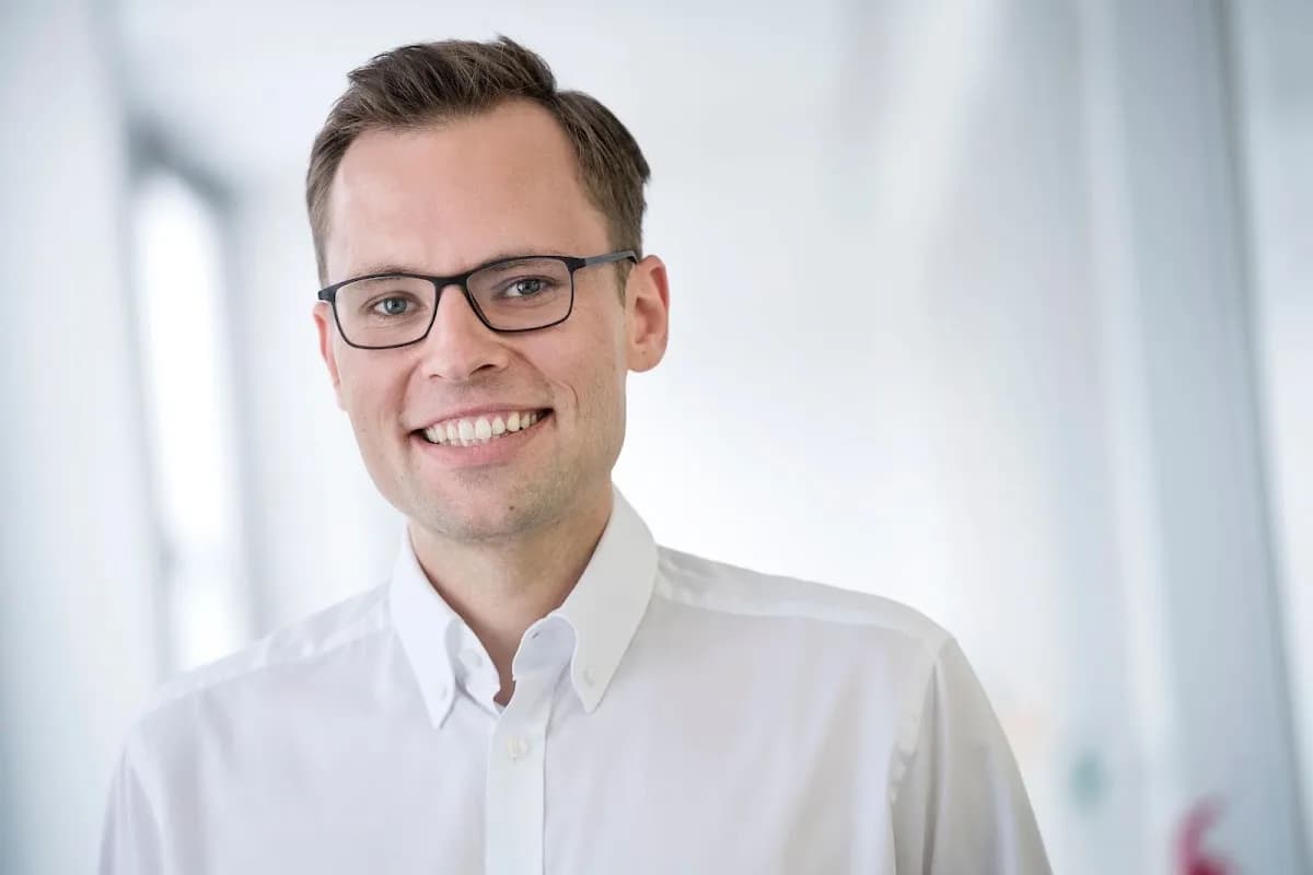 Cologne smiles Fachzahnarztpraxis für Kieferorthopädie Dr. Schumacher - Zahnkorrektur Invisalign Köln — Foto aus dem Google-Eintrag der Praxis