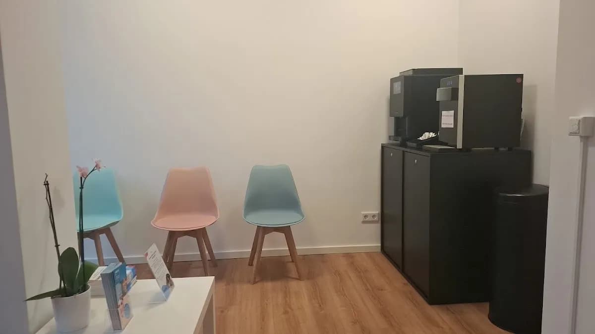 dent + face Zahnzentrum München — Foto aus dem Google-Eintrag der Praxis