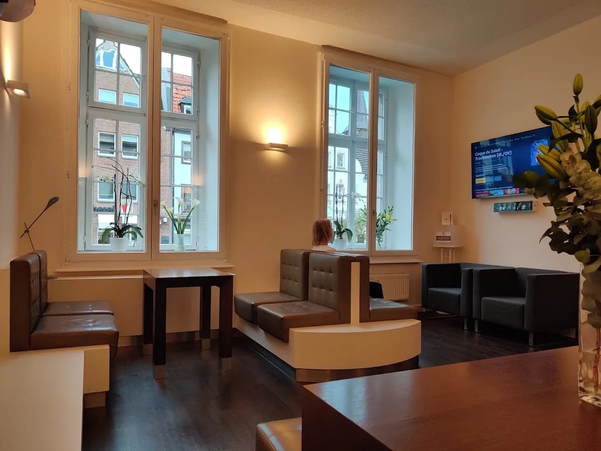 Dental Specialists | Zahnärzte Düsseldorf Kaiserswerth — Foto aus dem Google-Eintrag der Praxis