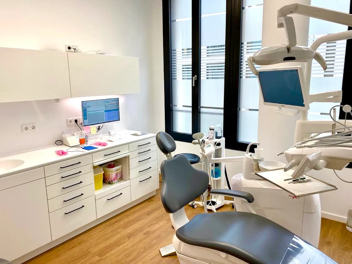 Dental21 Hauptwache — Foto aus dem Google-Eintrag der Praxis