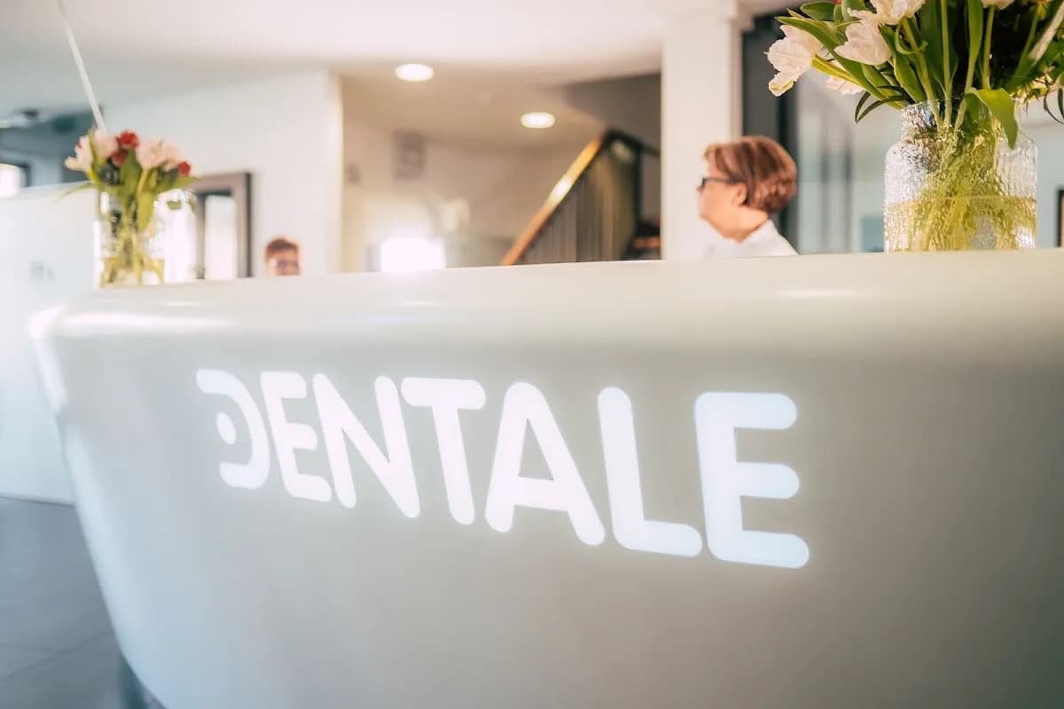Dentale - Zahnmedizinisches Versorgungszentrum — Foto aus dem Google-Eintrag der Praxis