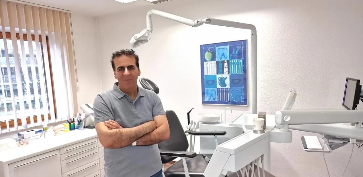 Dentalmedic Zahnarzt Maher Ajjoub — Foto aus dem Google-Eintrag der Praxis