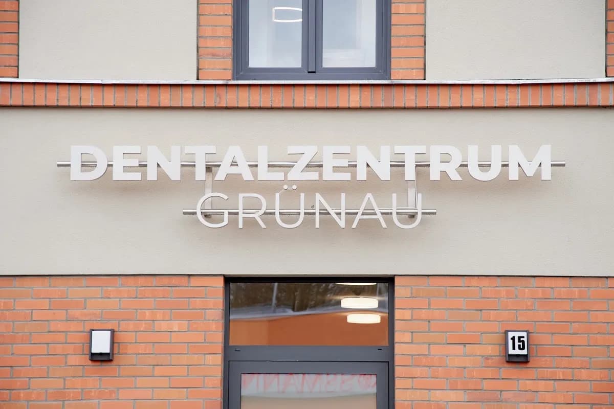 Dentalzentrum Grünau — Foto aus dem Google-Eintrag der Praxis