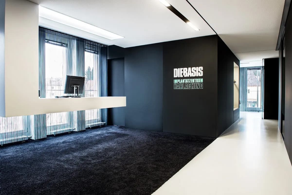 Die Basis - Implantatzentrum - Harlaching — Foto aus dem Google-Eintrag der Praxis