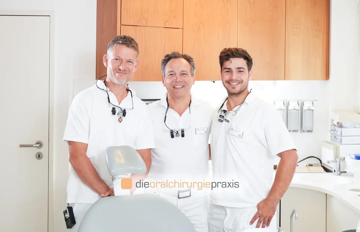 Die Oralchirurgiepraxis — Foto aus dem Google-Eintrag der Praxis