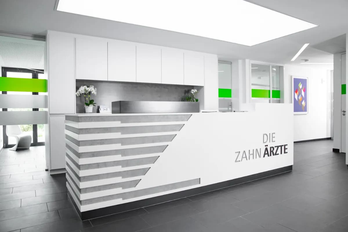 Die Zahnärzte Dres. Fuchs und Kollegen GmbH - Medizinisches Versorgungszentrum (MVZ) — Foto aus dem Google-Eintrag der Praxis