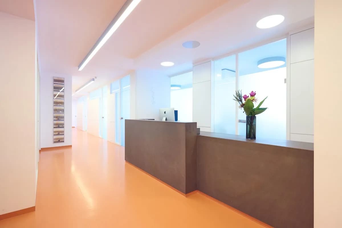 Die Zahnärzte Stuttgart – Dr. Jobs & Dr. Johanning — Foto aus dem Google-Eintrag der Praxis