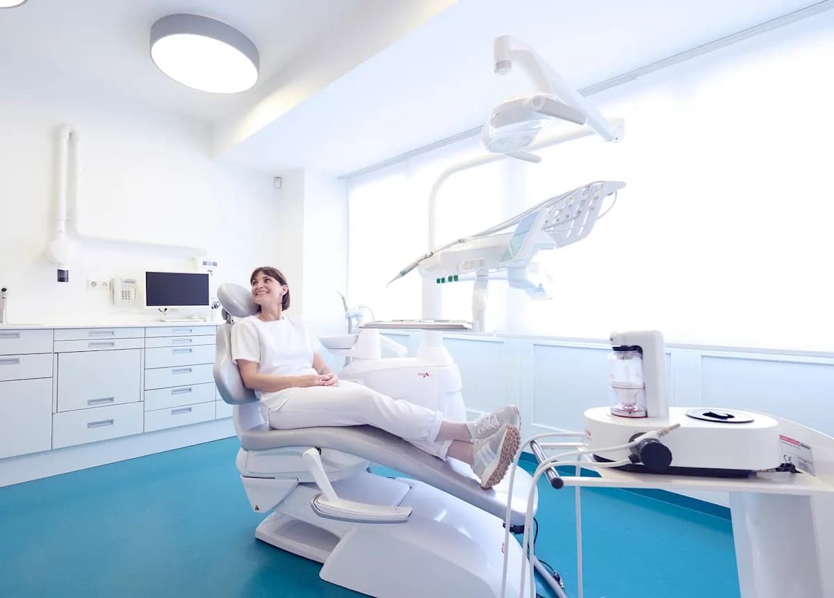 Die Zahnärzte Stuttgart – Dr. Jobs & Dr. Johanning — Foto aus dem Google-Eintrag der Praxis