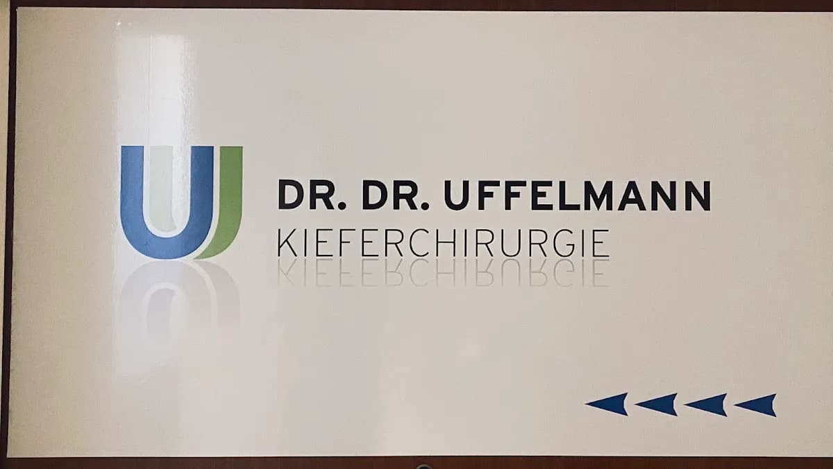 Dr. A.-Karim Mamar | ZWEI. – Praxis für Implantologie & Oralchirurgie in Feuerbach — Foto aus dem Google-Eintrag der Praxis