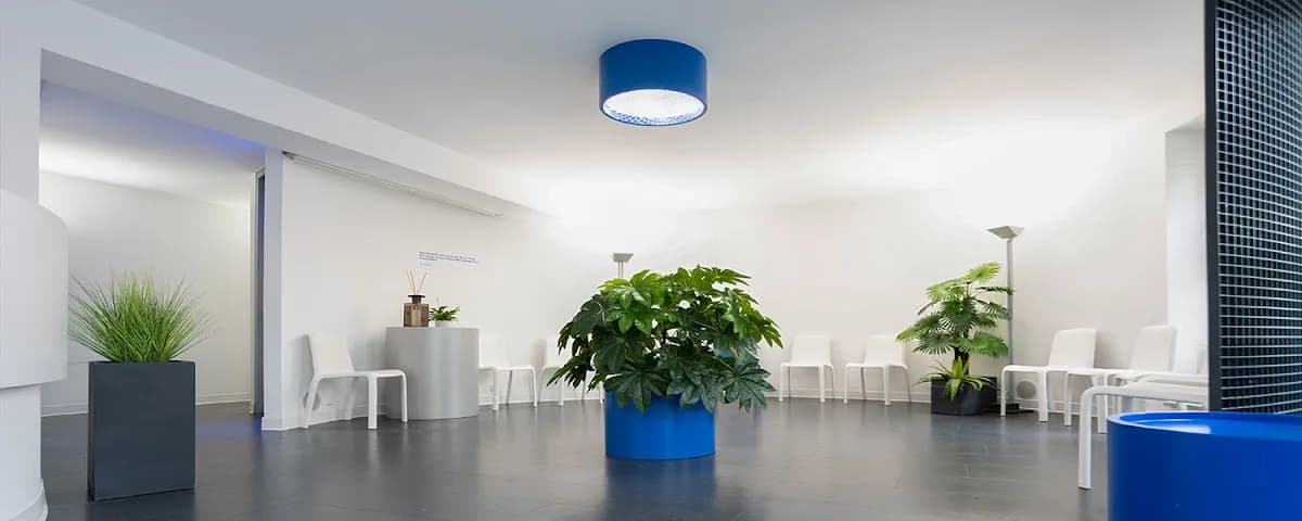 Dr. Armin Solbrig, Dr. Nina Schüller, Dr. Julia Weidekamm — Foto aus dem Google-Eintrag der Praxis
