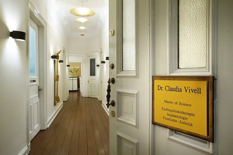 Dr Claudia Vivell Dental Practice — Foto aus dem Google-Eintrag der Praxis