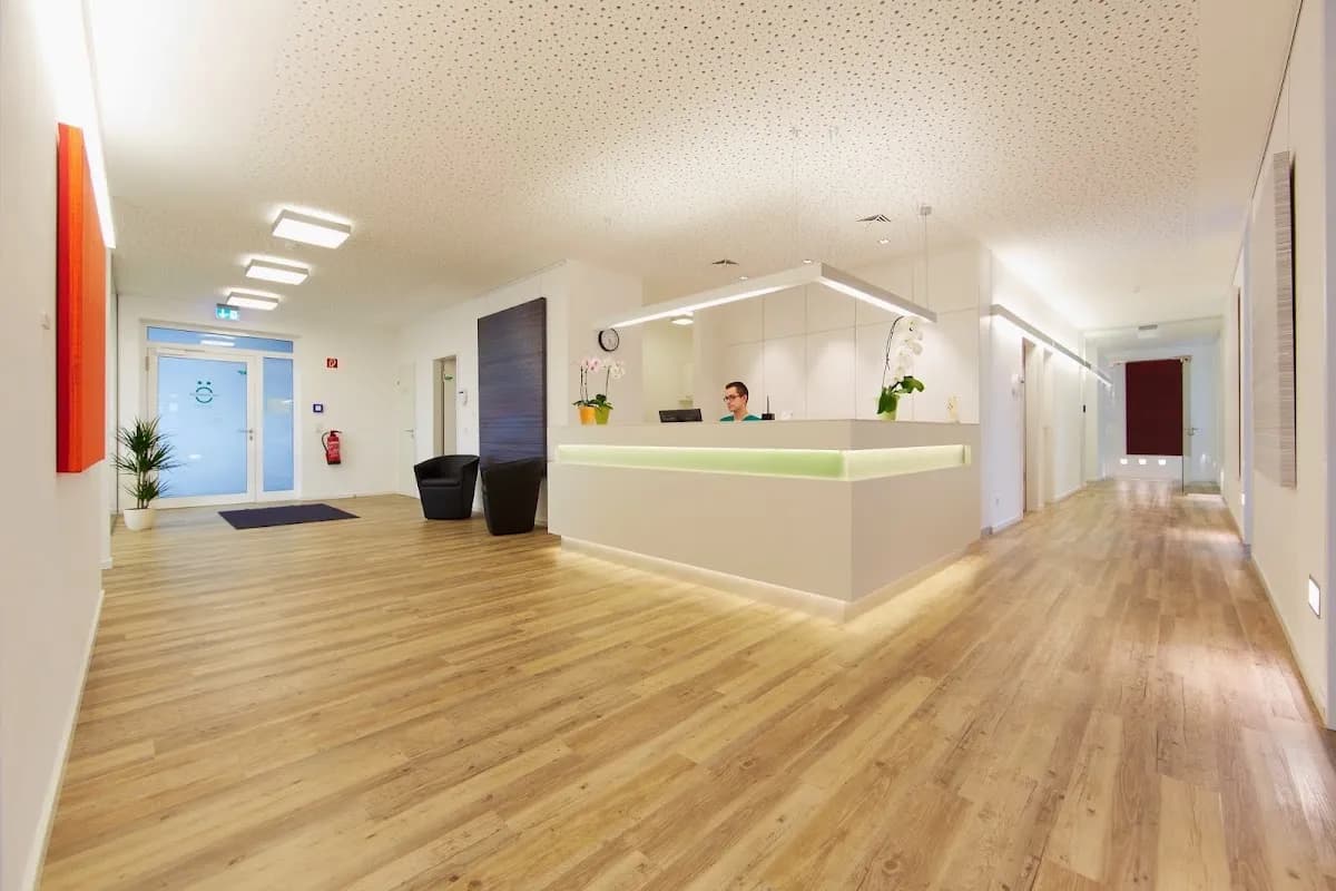 Dr. Dröseler Praxis für Oralchirurgie Berlin — Foto aus dem Google-Eintrag der Praxis