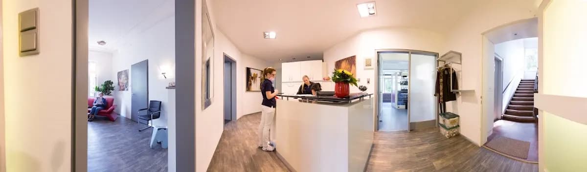 Dr. Ernst Peter Drescher Zahnarzt — Foto aus dem Google-Eintrag der Praxis