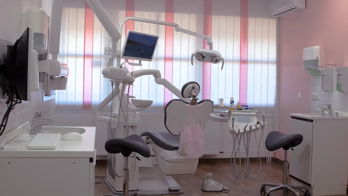 Dr. M.SC. Kamal Louh - Zahnarzt, Fachzahnarzt für Oralchirurgie — Foto aus dem Google-Eintrag der Praxis
