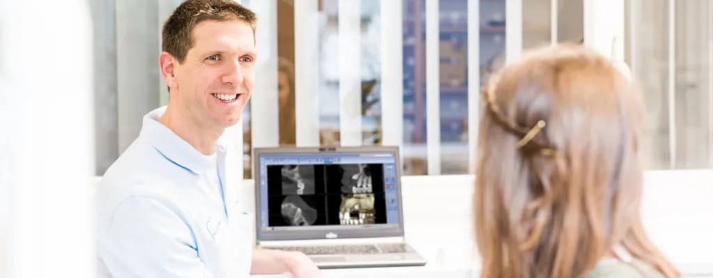 Dr. Martin Rücker — Foto aus dem Google-Eintrag der Praxis