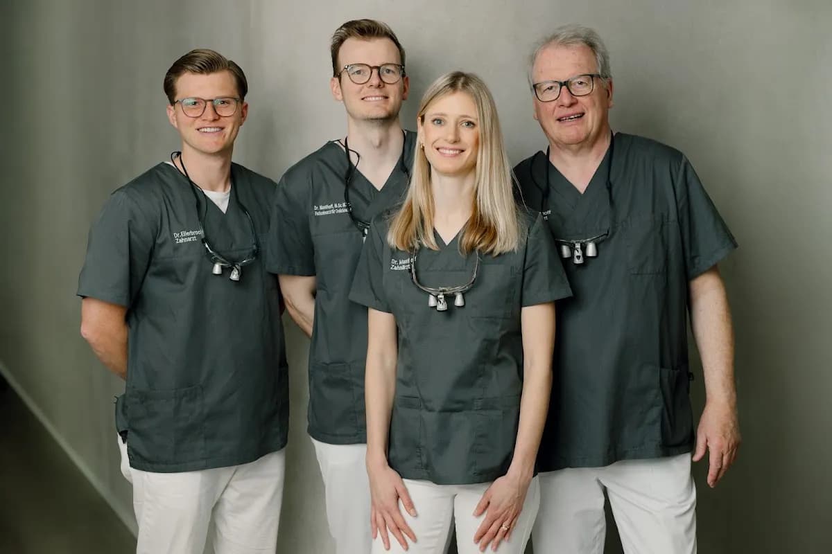Dr. Masthoff M.Sc. M.Sc. | Zahn- und Implantatzentrum | Ihr (Fach-) Zahnarzt Marl — Foto aus dem Google-Eintrag der Praxis