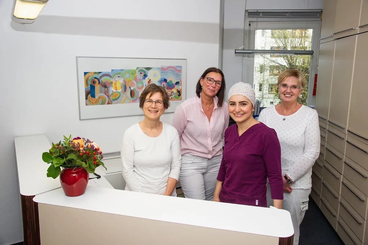 Dr.med.dent. Kurdin Alsolivany — Foto aus dem Google-Eintrag der Praxis