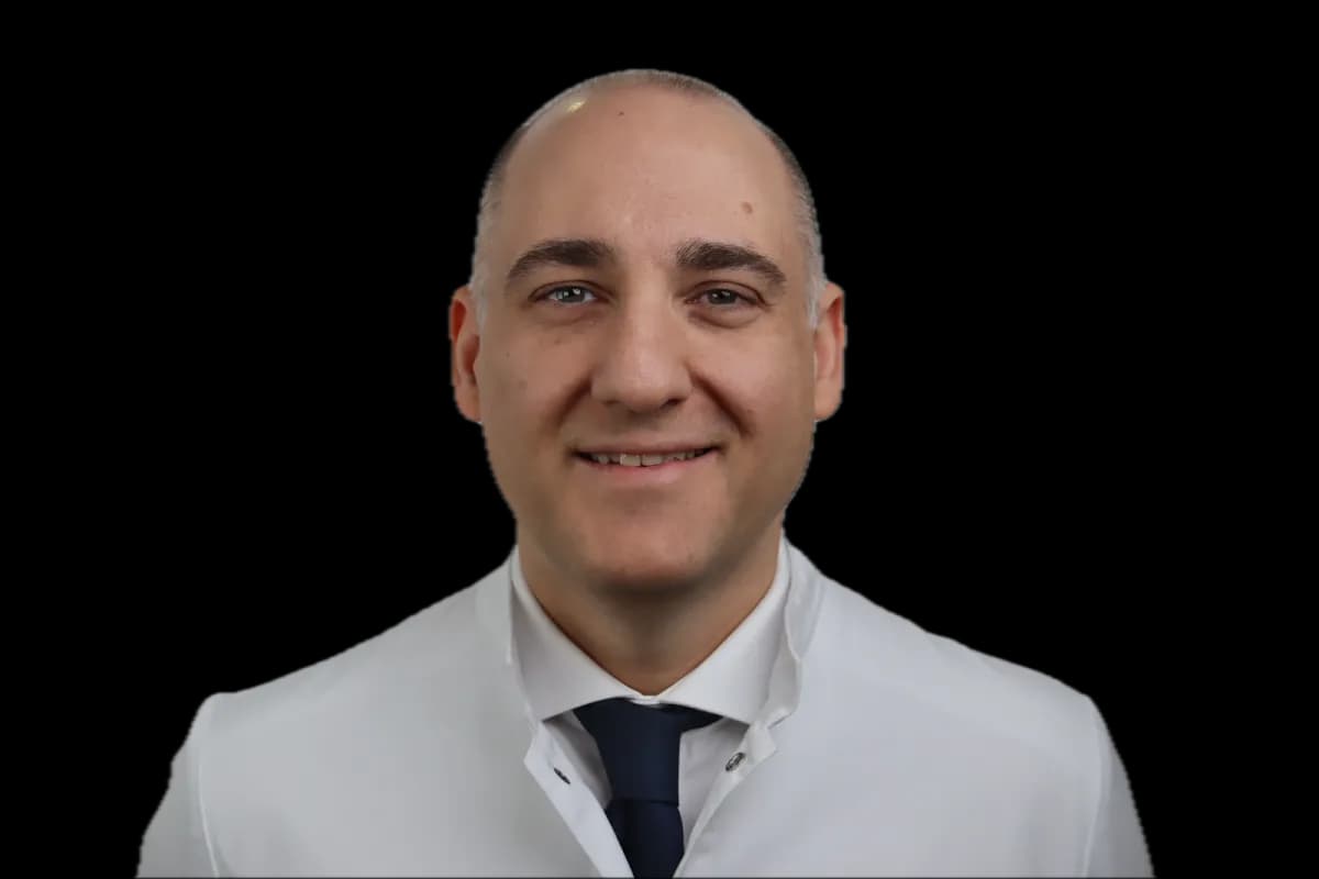 Dr. med. dent. T. Patrikis, M.Sc. Zahnarzt Düsseldorf — Foto aus dem Google-Eintrag der Praxis