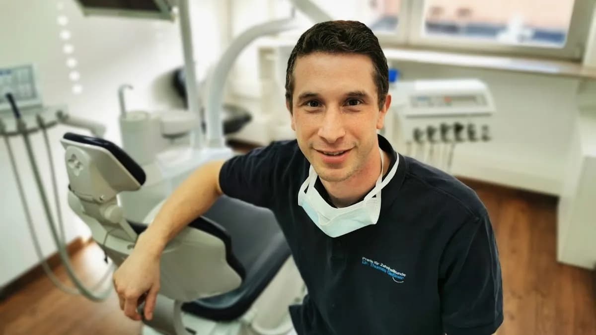 Dr. med. dent. Thomas Geßner — Foto aus dem Google-Eintrag der Praxis