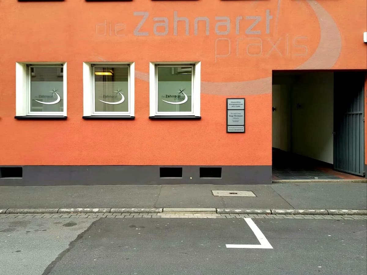 Dr. med. dent. Torge Herrmann Aschaffenburg — Foto aus dem Google-Eintrag der Praxis