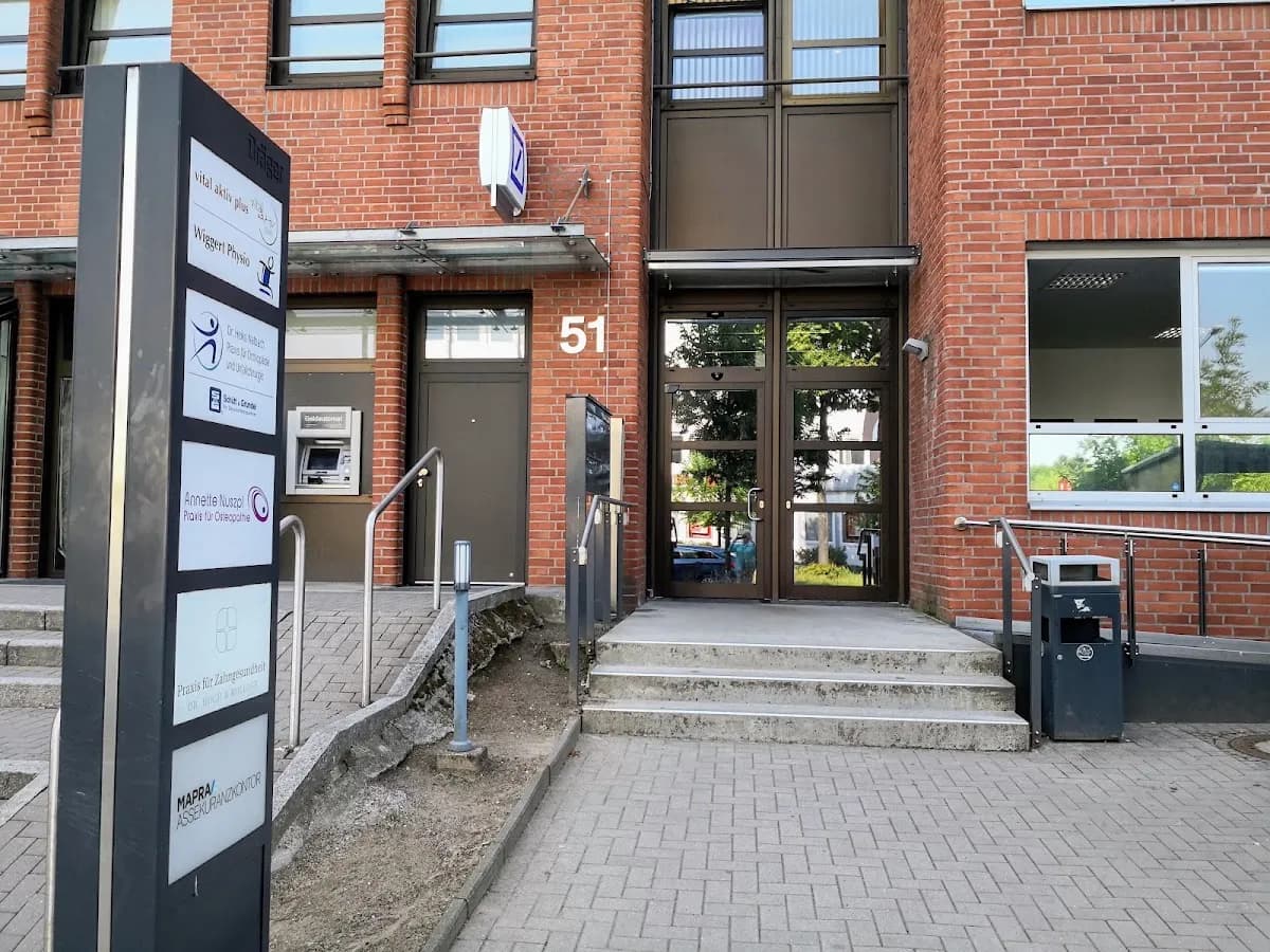 Dr. Michael Hoch — Foto aus dem Google-Eintrag der Praxis