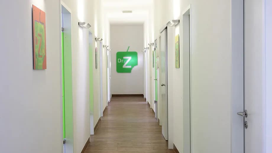 Dr. Z Zahnmedizinisches Versorgungszentrum Berlin — Foto aus dem Google-Eintrag der Praxis