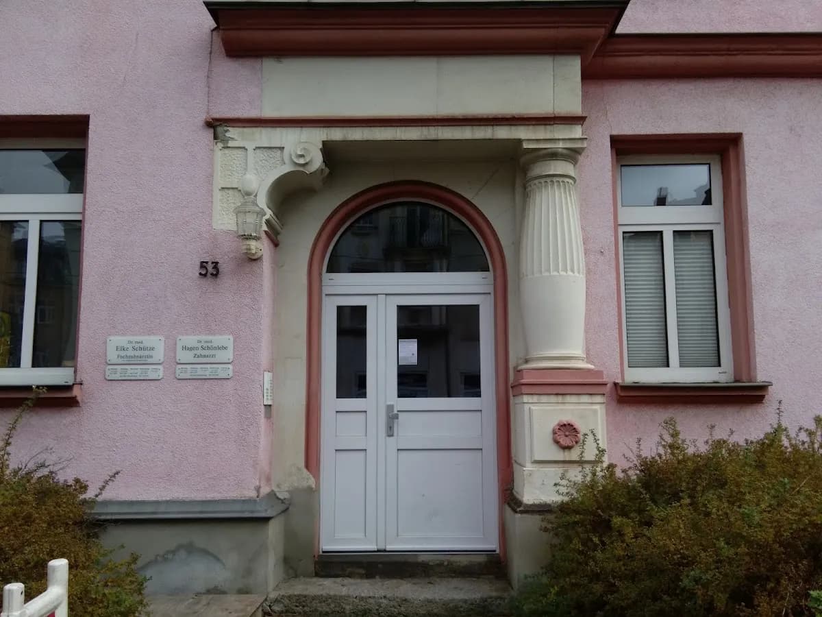 Frau Dr. med. Elke Schütze — Foto aus dem Google-Eintrag der Praxis