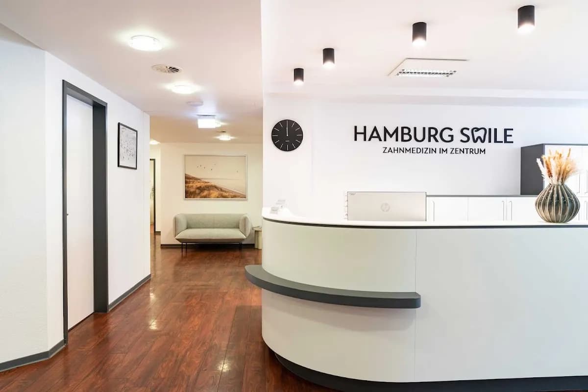 Hamburg Smile | Zahnarzt Hamburg Innenstadt | Dr. Maximilian Donges & Kollegen — Foto aus dem Google-Eintrag der Praxis